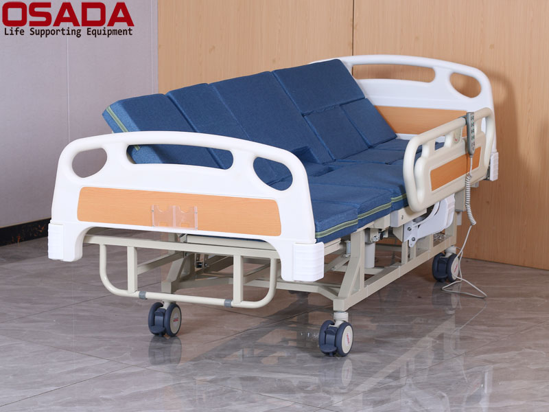 Giường Bệnh Nhân Điều Khiển Điện OSADA SD-68EC